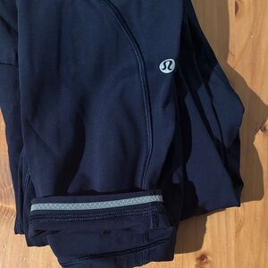 Lululemon Navy 7/8 Leggings